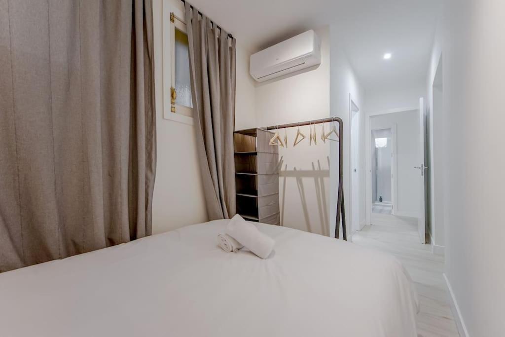 Modern Apt Para 6Px En La Plaza De Tirso De Molina Madrid Exterior foto